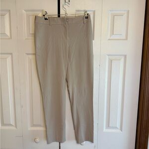 Women’s Tan Pants‎